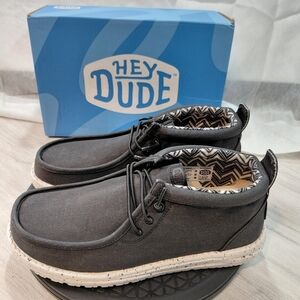 NEW Hey Dude Mens Wally MID Casual Comfort Shoes Black & White SIZE MENS 9